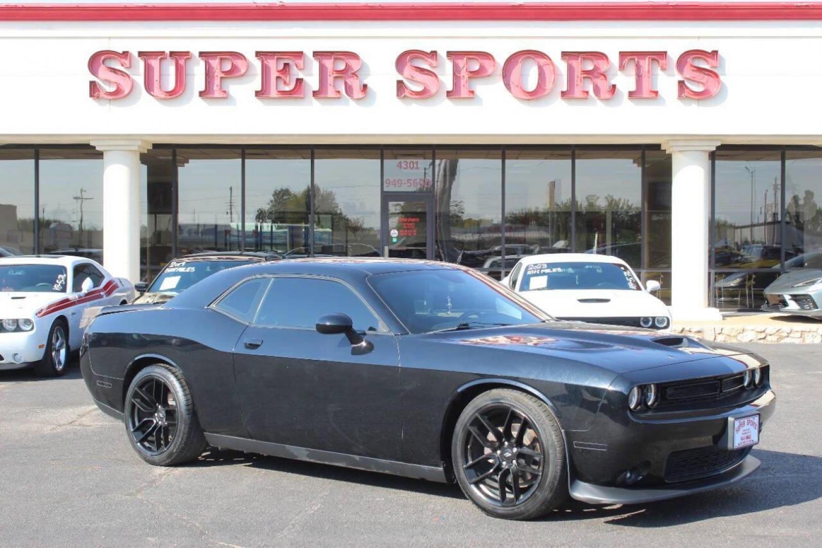 2020 Black Dodge Challenger SXT (2C3CDZAGXLH) with an 3.6L V6 DOHC 24V engine, 8A transmission, located at 4301 NW 39th , Oklahoma City, OK, 73112, (405) 949-5600, 35.512135, -97.598671 - NO DRIVERS LICENCE NO-FULL COVERAGE INSURANCE-NO CREDIT CHECK. COME ON OVER TO SUPERSPORTS AND TAKE A LOOK AND TEST DRIVE. PLEASE GIVE US A CALL AT (405) 949-5600. NO LICENSIA DE MANEJAR- NO SEGURO DE COBERTURA TOTAL- NO VERIFICACCION DE CREDITO. POR FAVOR VENGAN A SUPERSPORTS, ECHE UN - Photo#0