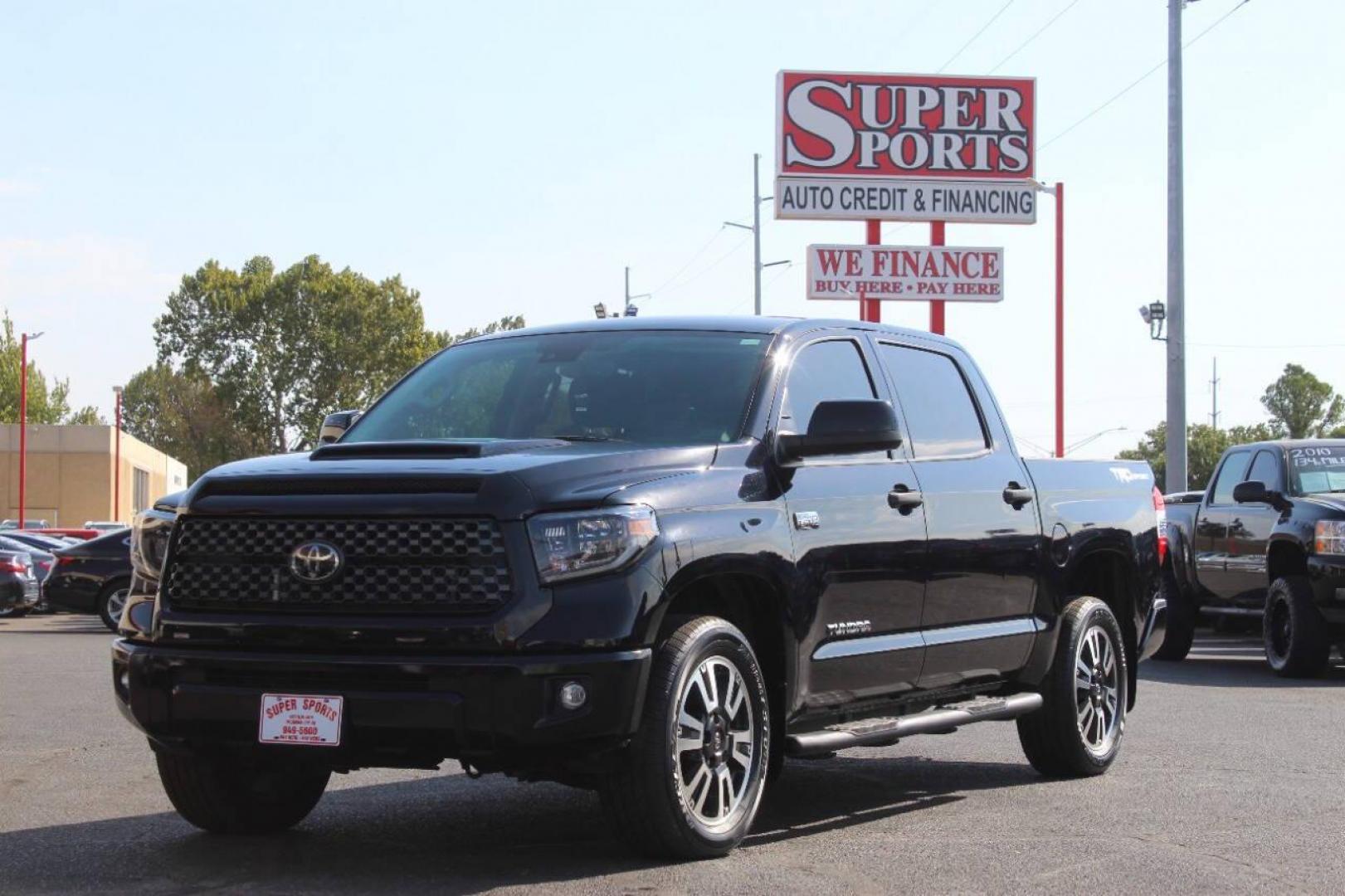 2021 Black Toyota Tundra SR5 5.7L V8 CrewMax 2WD (5TFEY5F17MX) with an 5.7L V8 DOHC 32V engine, 6A transmission, located at 4301 NW 39th , Oklahoma City, OK, 73112, (405) 949-5600, 35.512135, -97.598671 - NO DRIVERS LICENCE NO-FULL COVERAGE INSURANCE-NO CREDIT CHECK. COME ON OVER TO SUPERSPORTS AND TAKE A LOOK AND TEST DRIVE. PLEASE GIVE US A CALL AT (405) 949-5600. NO LICENSIA DE MANEJAR- NO SEGURO DE COBERTURA TOTAL- NO VERIFICACCION DE CREDITO. POR FAVOR VENGAN A SUPERSPORTS, ECHE UN - Photo#6