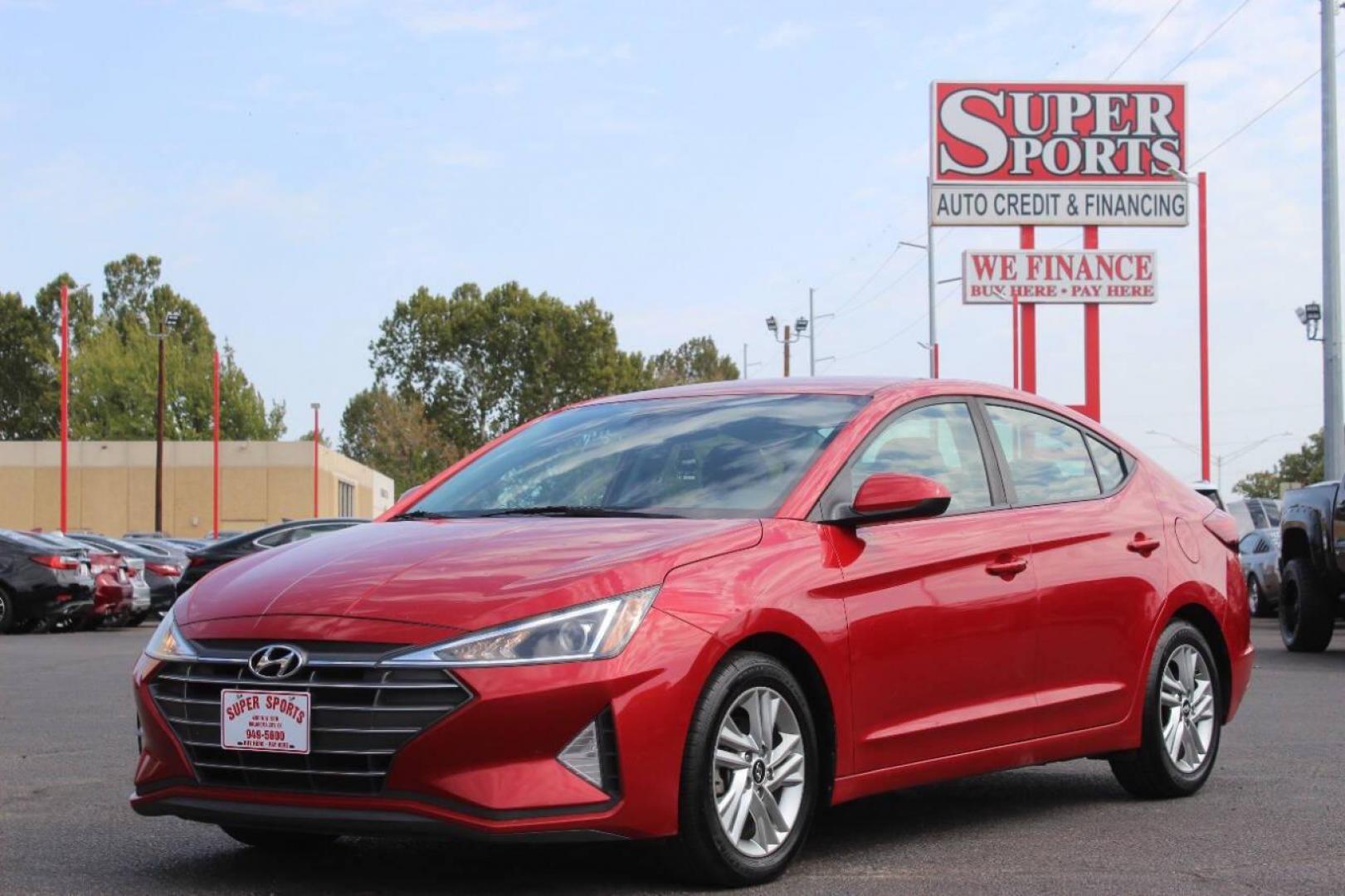 2020 Red Hyundai Elantra Limited (5NPD84LF7LH) with an 1.8L L4 DOHC 16V engine, 6A transmission, located at 4301 NW 39th , Oklahoma City, OK, 73112, (405) 949-5600, 35.512135, -97.598671 - Photo#6