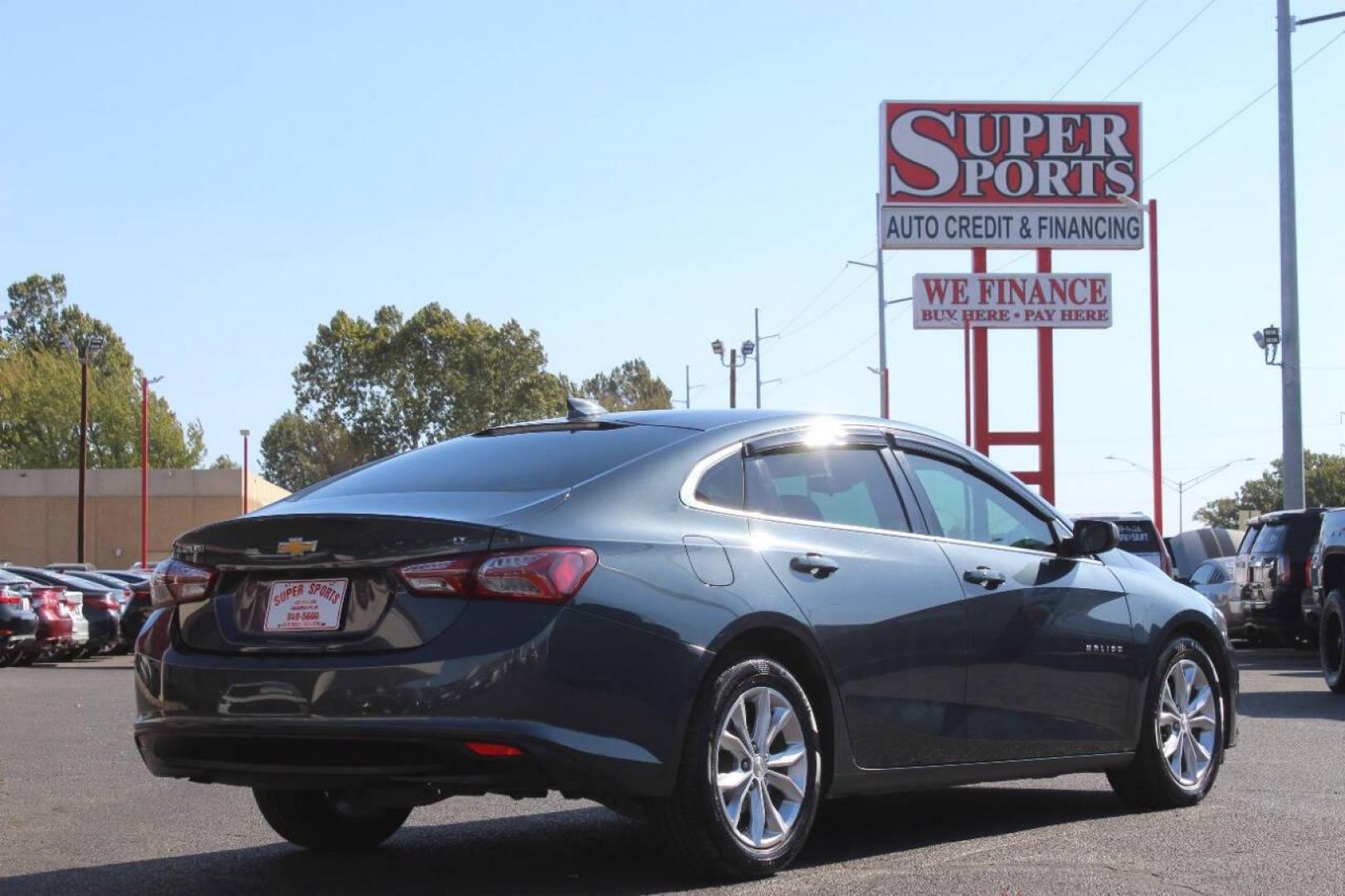 2019 Charcoal Chevrolet Malibu LT (1G1ZD5ST6KF) with an 1.5L L4 DOHC 16V engine, 6A transmission, located at 4301 NW 39th , Oklahoma City, OK, 73112, (405) 949-5600, 35.512135, -97.598671 - NO DRIVERS LICENCE NO-FULL COVERAGE INSURANCE-NO CREDIT CHECK. COME ON OVER TO SUPERSPORTS AND TAKE A LOOK AND TEST DRIVE. PLEASE GIVE US A CALL AT (405) 949-5600. NO LICENSIA DE MANEJAR- NO SEGURO DE COBERTURA TOTAL- NO VERIFICACCION DE CREDITO. POR FAVOR VENGAN A SUPERSPORTS, ECHE UN - Photo#3