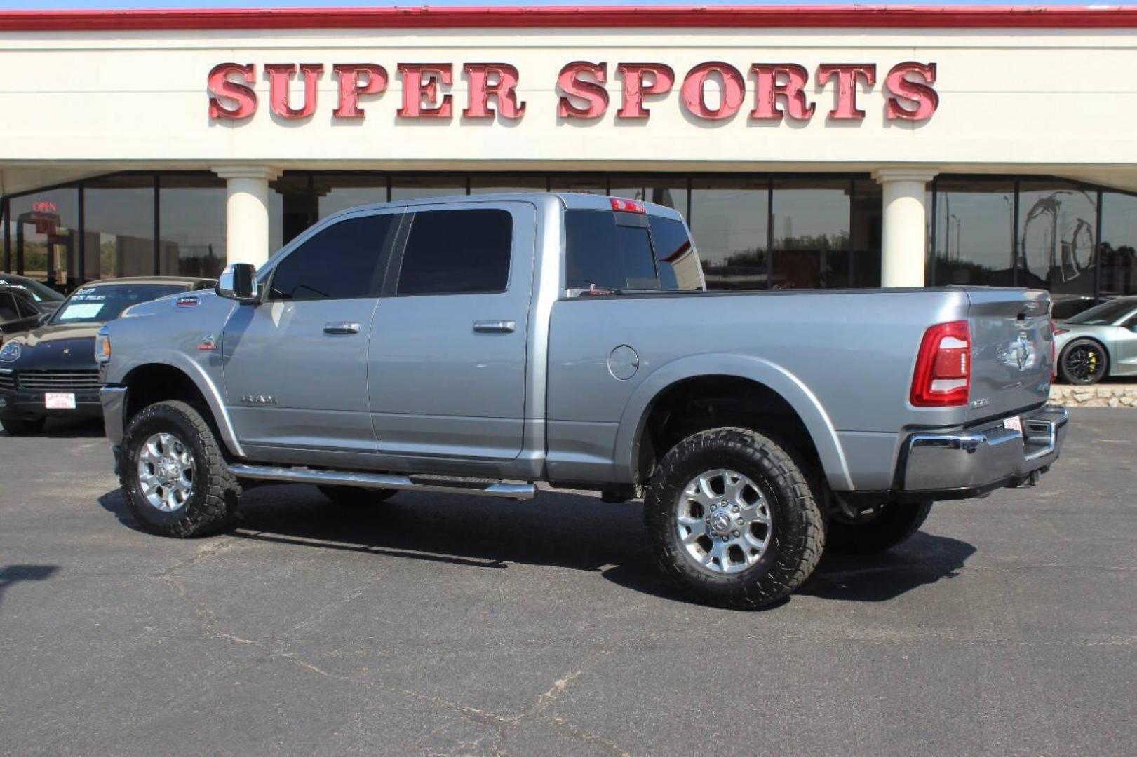 2020 Gray RAM 2500 Laramie Crew Cab SWB 4WD (3C6UR5FL9LG) with an 6.7L L6 OHV 24V TURBO DIESEL engine, 6A transmission, located at 4301 NW 39th , Oklahoma City, OK, 73112, (405) 949-5600, 35.512135, -97.598671 - NO DRIVERS LICENCE NO-FULL COVERAGE INSURANCE-NO CREDIT CHECK. COME ON OVER TO SUPERSPORTS AND TAKE A LOOK AND TEST DRIVE. PLEASE GIVE US A CALL AT (405) 949-5600. NO LICENSIA DE MANEJAR- NO SEGURO DE COBERTURA TOTAL- NO VERIFICACCION DE CREDITO. POR FAVOR VENGAN A SUPERSPORTS, ECHE UN - Photo#4