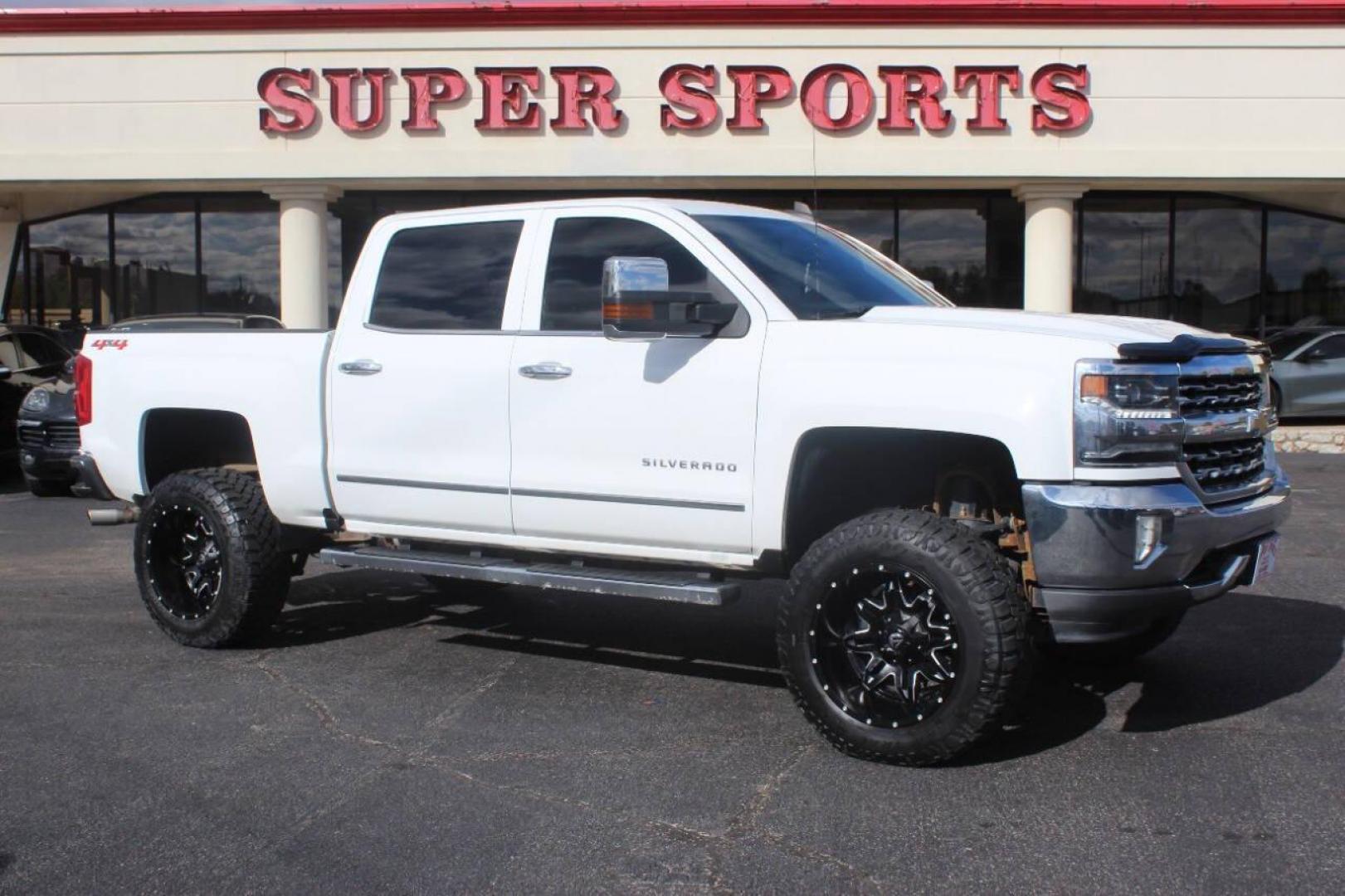 2018 White Chevrolet Silverado 1500 LTZ Crew Cab 4WD (3GCUKSEC9JG) with an 5.3L V8 OHV 16V engine, 6A transmission, located at 4301 NW 39th , Oklahoma City, OK, 73112, (405) 949-5600, 35.512135, -97.598671 - NO DRIVERS LICENCE NO-FULL COVERAGE INSURANCE-NO CREDIT CHECK. COME ON OVER TO SUPERSPORTS AND TAKE A LOOK AND TEST DRIVE. PLEASE GIVE US A CALL AT (405) 949-5600. NO LICENSIA DE MANEJAR- NO SEGURO DE COBERTURA TOTAL- NO VERIFICACCION DE CREDITO. POR FAVOR VENGAN A SUPERSPORTS, ECHE UN - Photo#0