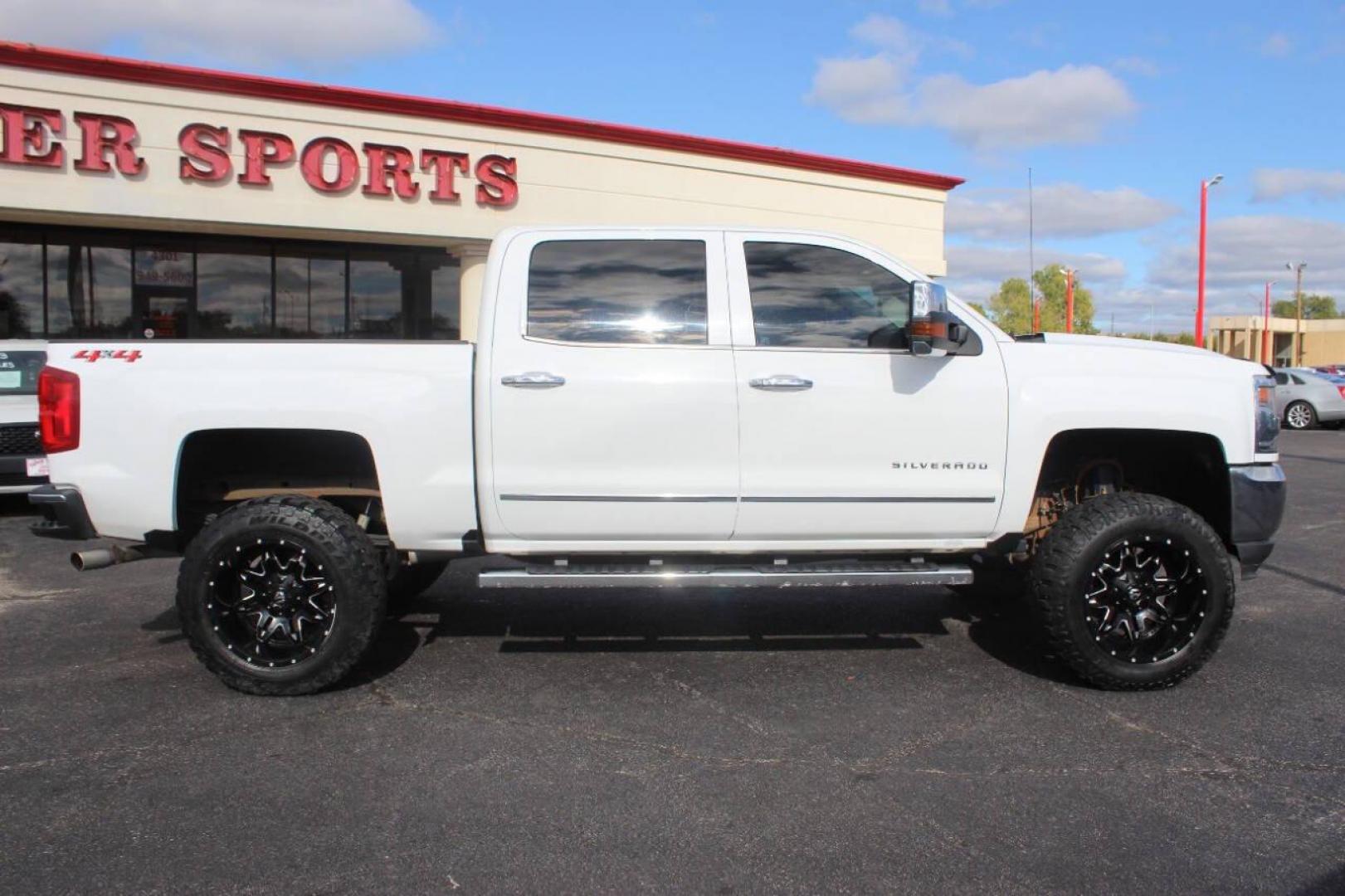 2018 White Chevrolet Silverado 1500 LTZ Crew Cab 4WD (3GCUKSEC9JG) with an 5.3L V8 OHV 16V engine, 6A transmission, located at 4301 NW 39th , Oklahoma City, OK, 73112, (405) 949-5600, 35.512135, -97.598671 - NO DRIVERS LICENCE NO-FULL COVERAGE INSURANCE-NO CREDIT CHECK. COME ON OVER TO SUPERSPORTS AND TAKE A LOOK AND TEST DRIVE. PLEASE GIVE US A CALL AT (405) 949-5600. NO LICENSIA DE MANEJAR- NO SEGURO DE COBERTURA TOTAL- NO VERIFICACCION DE CREDITO. POR FAVOR VENGAN A SUPERSPORTS, ECHE UN - Photo#2