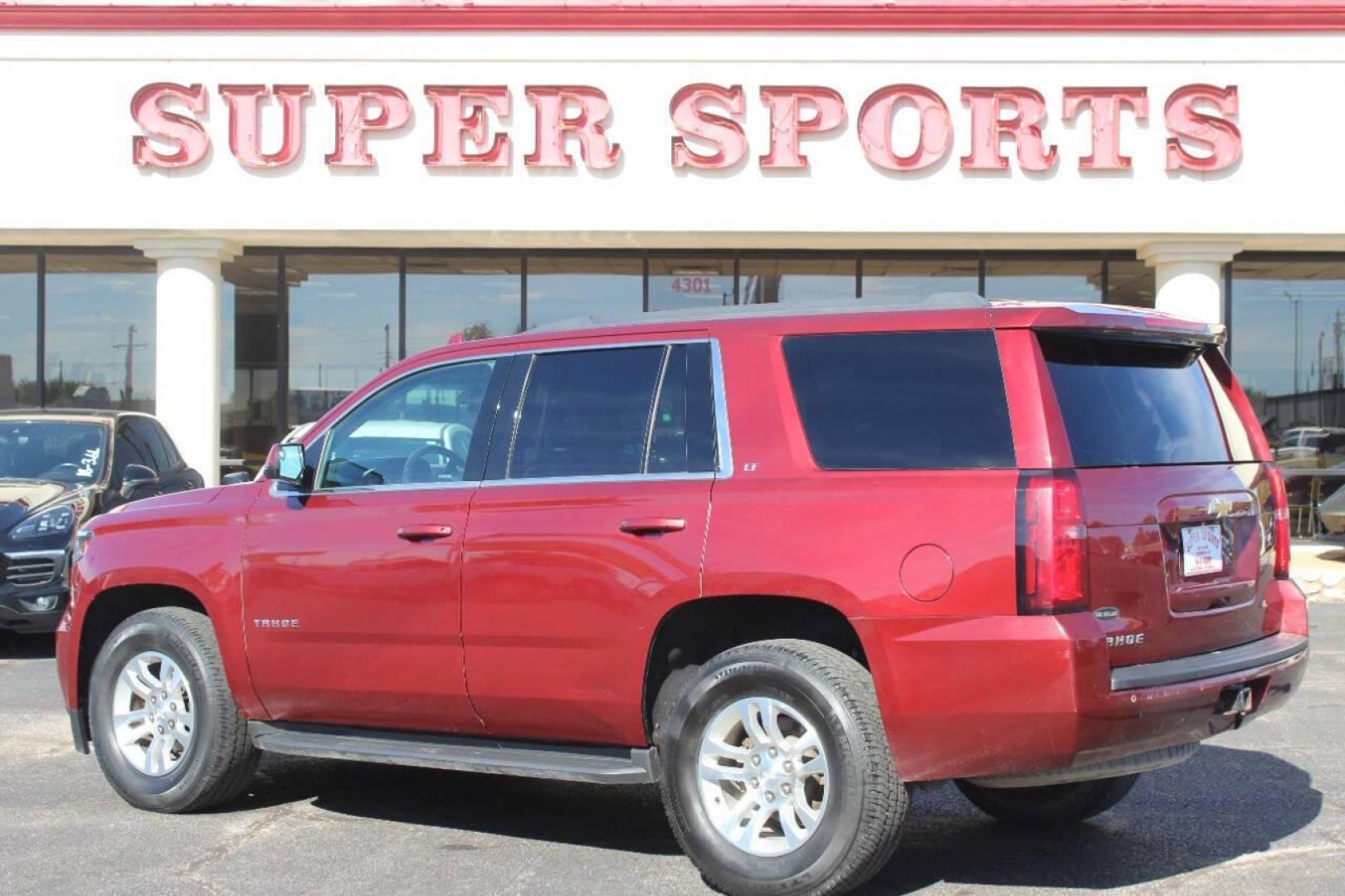 2017 Burgundy Chevrolet Tahoe LT 4WD (1GNSKBKC5HR) with an 5.3L V8 OHV 16V engine, 6A transmission, located at 4301 NW 39th , Oklahoma City, OK, 73112, (405) 949-5600, 35.512135, -97.598671 - NO DRIVERS LICENCE NO-FULL COVERAGE INSURANCE-NO CREDIT CHECK. COME ON OVER TO SUPERSPORTS AND TAKE A LOOK AND TEST DRIVE. PLEASE GIVE US A CALL AT (405) 949-5600. NO LICENSIA DE MANEJAR- NO SEGURO DE COBERTURA TOTAL- NO VERIFICACCION DE CREDITO. POR FAVOR VENGAN A SUPERSPORTS, ECHE UN - Photo#4