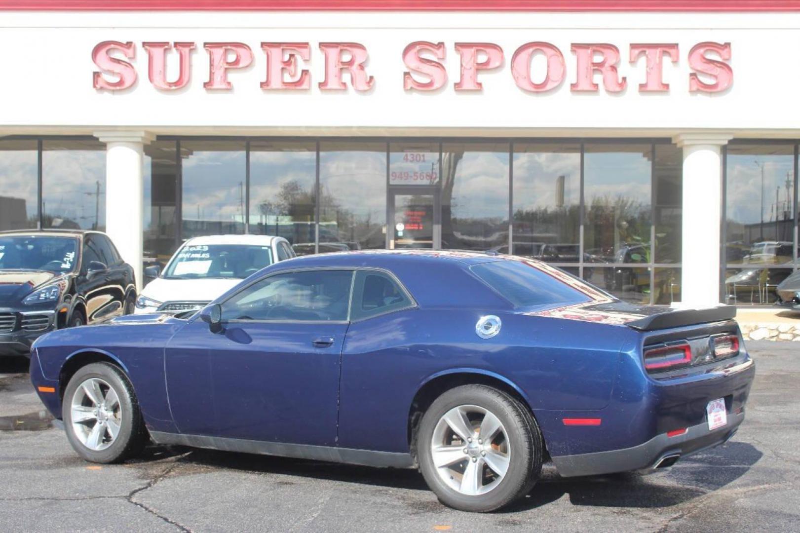 2016 Blue Dodge Challenger SXT (2C3CDZAG8GH) with an 3.6L V6 DOHC 24V engine, 5A transmission, located at 4301 NW 39th , Oklahoma City, OK, 73112, (405) 949-5600, 35.512135, -97.598671 - NO DRIVERS LICENCE NO-FULL COVERAGE INSURANCE-NO CREDIT CHECK. COME ON OVER TO SUPERSPORTS AND TAKE A LOOK AND TEST DRIVE. PLEASE GIVE US A CALL AT (405) 949-5600. NO LICENSIA DE MANEJAR- NO SEGURO DE COBERTURA TOTAL- NO VERIFICACCION DE CREDITO. POR FAVOR VENGAN A SUPERSPORTS, ECHE UN - Photo#4