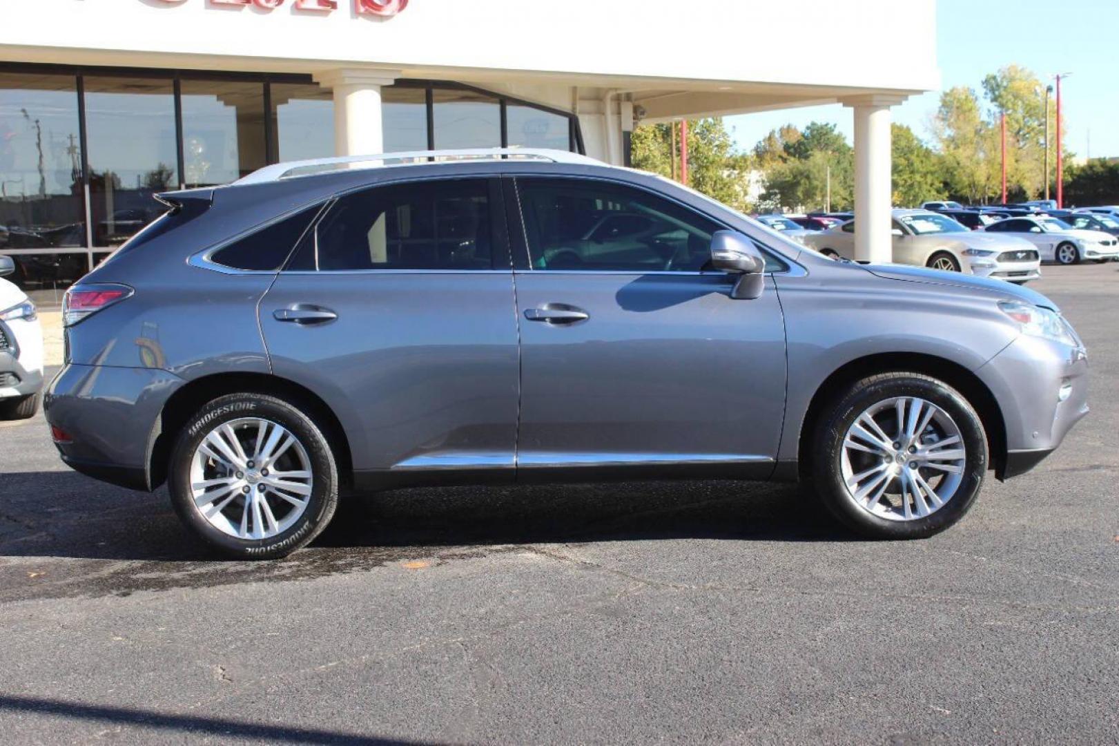 2015 Gray Lexus RX 350 FWD (2T2ZK1BA4FC) with an 3.5L V6 DOHC 24V engine, 6-Speed Automatic transmission, located at 4301 NW 39th , Oklahoma City, OK, 73112, (405) 949-5600, 35.512135, -97.598671 - NO DRIVERS LICENCE NO-FULL COVERAGE INSURANCE-NO CREDIT CHECK. COME ON OVER TO SUPERSPORTS AND TAKE A LOOK AND TEST DRIVE. PLEASE GIVE US A CALL AT (405) 949-5600. NO LICENSIA DE MANEJAR- NO SEGURO DE COBERTURA TOTAL- NO VERIFICACCION DE CREDITO. POR FAVOR VENGAN A SUPERSPORTS, ECHE UN - Photo#2