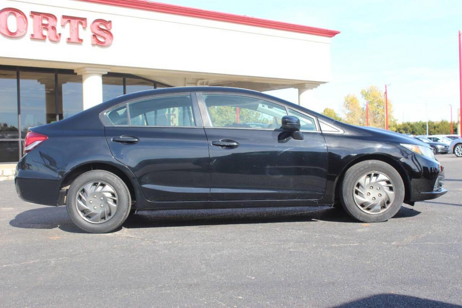 2015 Black Honda Civic LX Sedan CVT (19XFB2F57FE) with an 1.8L L4 SOHC 16V engine, Continuously Variable Transmission transmission, located at 4301 NW 39th , Oklahoma City, OK, 73112, (405) 949-5600, 35.512135, -97.598671 - NO DRIVERS LICENCE NO-FULL COVERAGE INSURANCE-NO CREDIT CHECK. COME ON OVER TO SUPERSPORTS AND TAKE A LOOK AND TEST DRIVE. PLEASE GIVE US A CALL AT (405) 949-5600. NO LICENSIA DE MANEJAR- NO SEGURO DE COBERTURA TOTAL- NO VERIFICACCION DE CREDITO. POR FAVOR VENGAN A SUPERSPORTS, ECHE UN - Photo#2