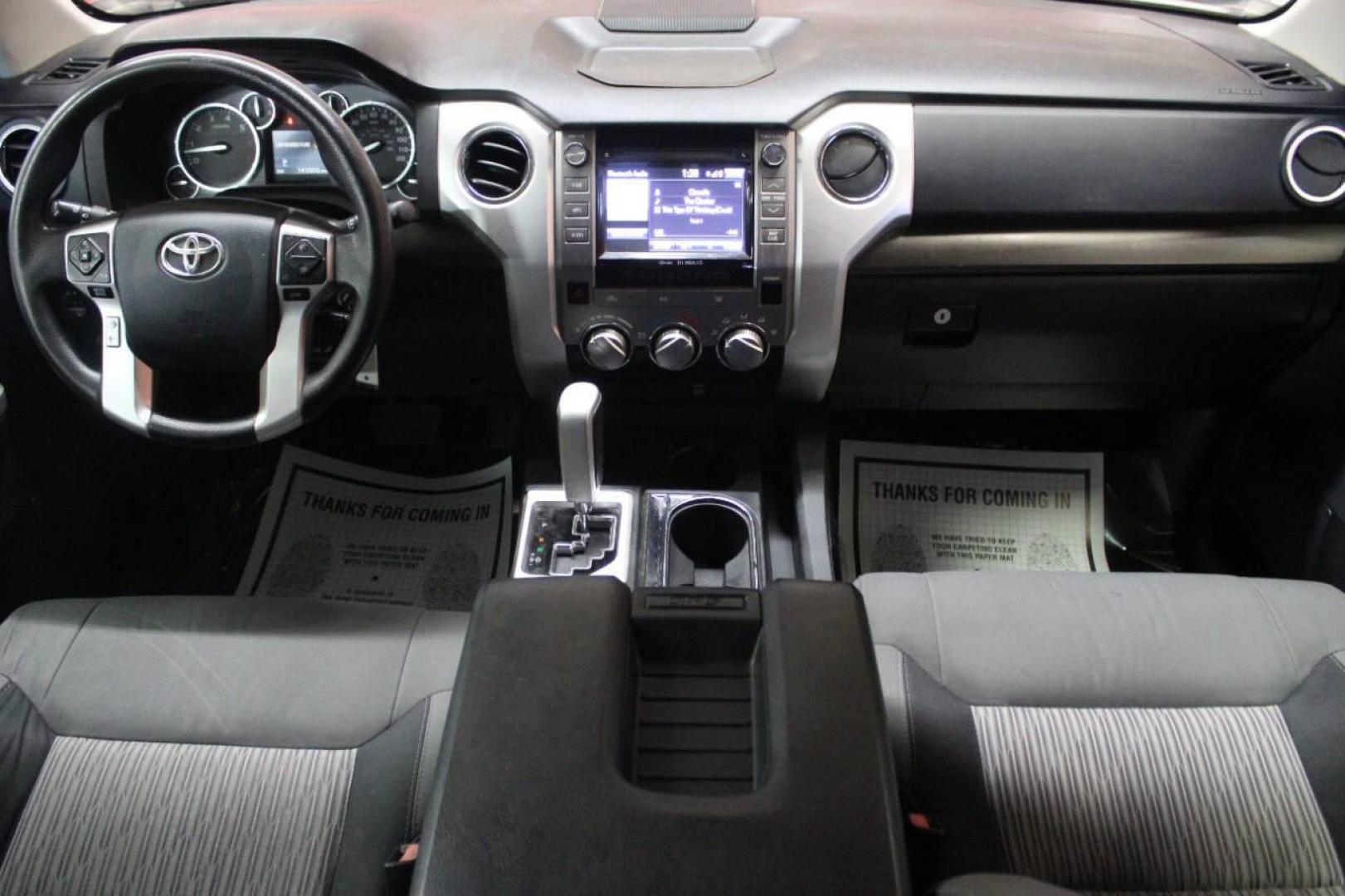 2014 Black Toyota Tundra SR5 5.7L V8 CrewMax 2WD (5TFEY5F11EX) with an 5.7L V8 DOHC 32V engine, 6-Speed Automatic transmission, located at 4301 NW 39th , Oklahoma City, OK, 73112, (405) 949-5600, 35.512135, -97.598671 - NO DRIVERS LICENCE NO-FULL COVERAGE INSURANCE-NO CREDIT CHECK. COME ON OVER TO SUPERSPORTS AND TAKE A LOOK AND TEST DRIVE. PLEASE GIVE US A CALL AT (405) 949-5600. NO LICENSIA DE MANEJAR- NO SEGURO DE COBERTURA TOTAL- NO VERIFICACCION DE CREDITO. POR FAVOR VENGAN A SUPERSPORTS, ECHE UN - Photo#17