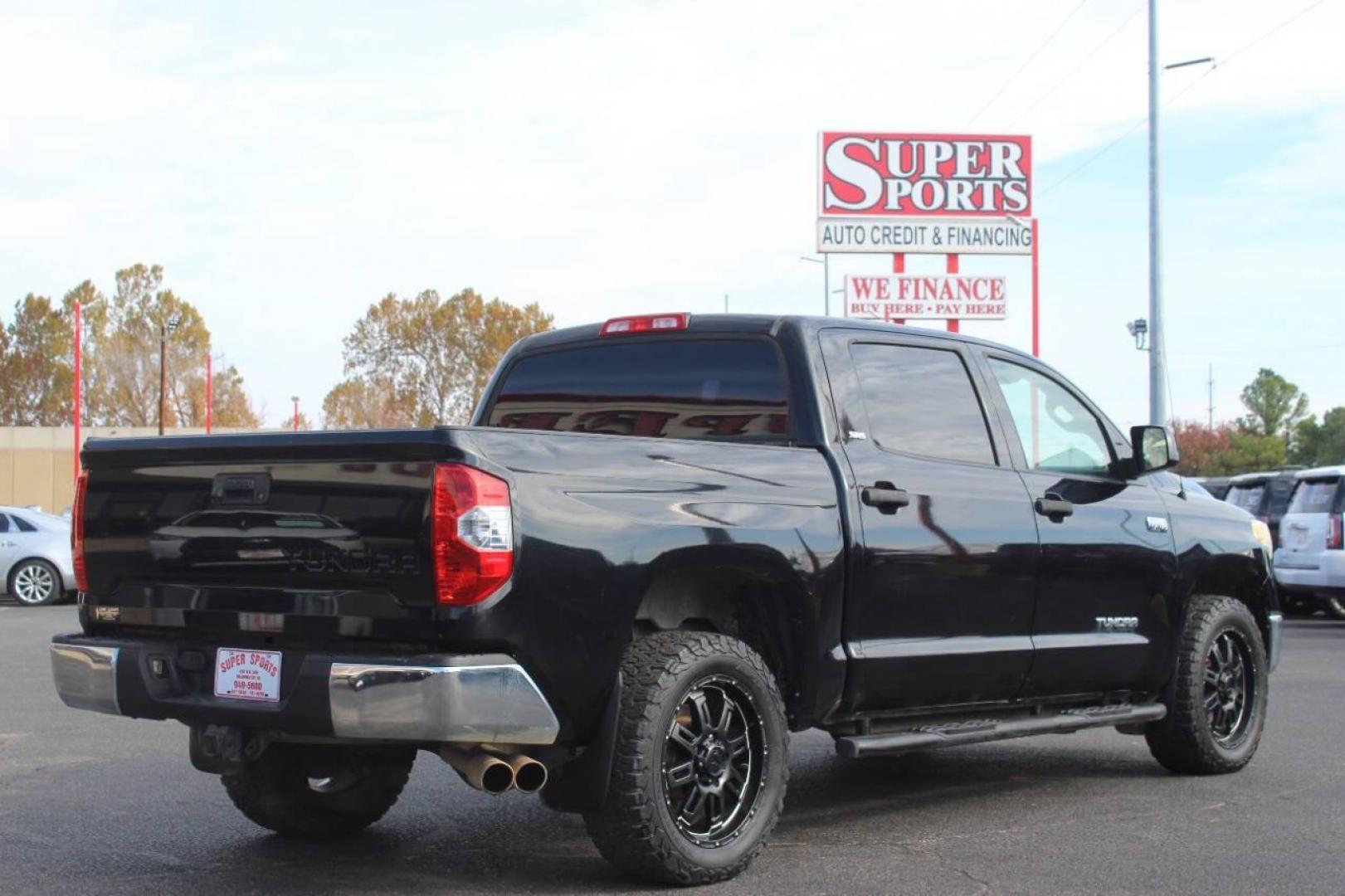 2014 Black Toyota Tundra SR5 5.7L V8 CrewMax 2WD (5TFEY5F11EX) with an 5.7L V8 DOHC 32V engine, 6-Speed Automatic transmission, located at 4301 NW 39th , Oklahoma City, OK, 73112, (405) 949-5600, 35.512135, -97.598671 - NO DRIVERS LICENCE NO-FULL COVERAGE INSURANCE-NO CREDIT CHECK. COME ON OVER TO SUPERSPORTS AND TAKE A LOOK AND TEST DRIVE. PLEASE GIVE US A CALL AT (405) 949-5600. NO LICENSIA DE MANEJAR- NO SEGURO DE COBERTURA TOTAL- NO VERIFICACCION DE CREDITO. POR FAVOR VENGAN A SUPERSPORTS, ECHE UN - Photo#3