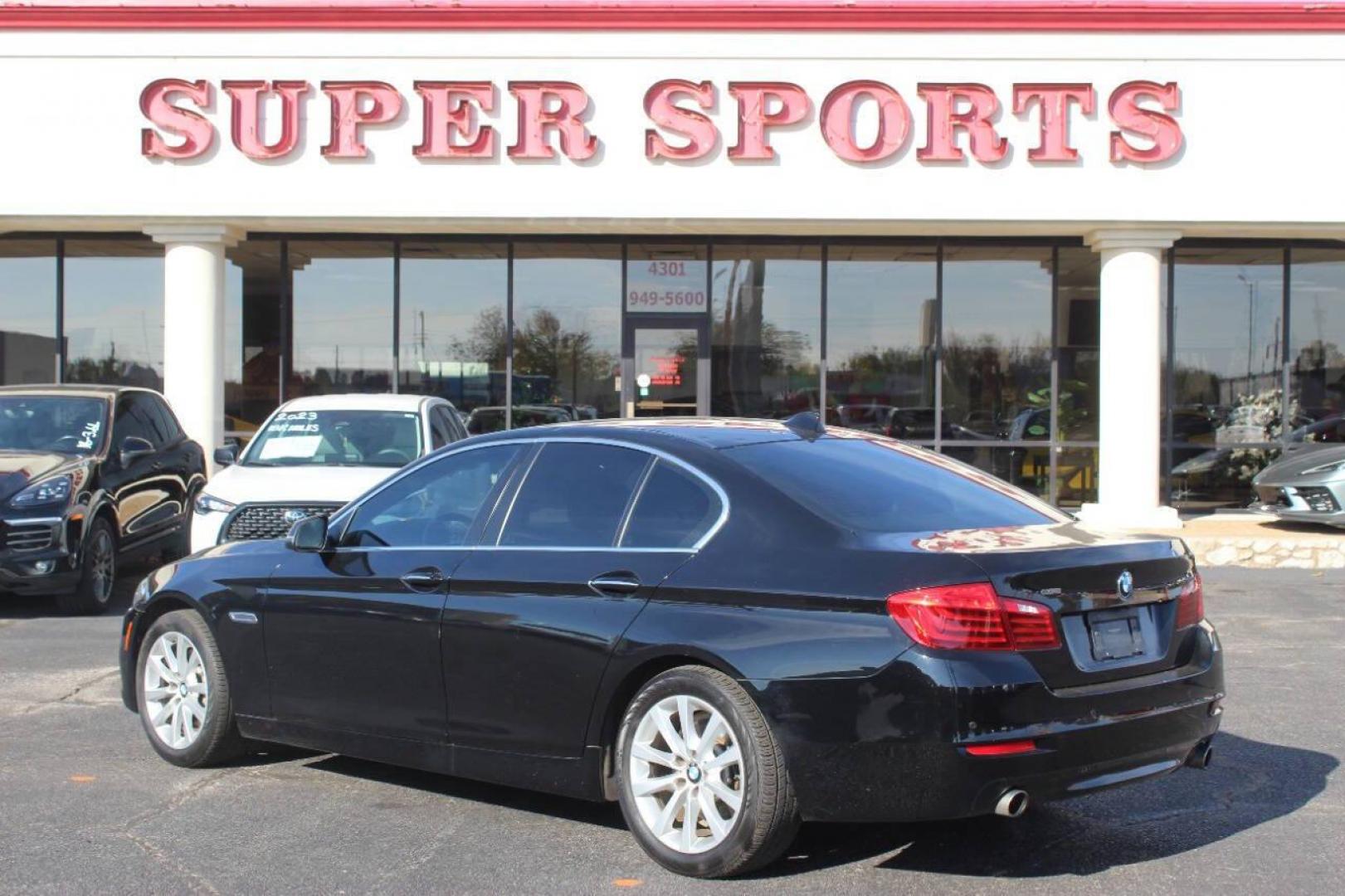 2016 Black BMW 5-Series 535i (WBA5B1C51GG) with an 3.0L L6 DOHC 24V engine, 8A transmission, located at 4301 NW 39th , Oklahoma City, OK, 73112, (405) 949-5600, 35.512135, -97.598671 - NO DRIVERS LICENCE NO-FULL COVERAGE INSURANCE-NO CREDIT CHECK. COME ON OVER TO SUPERSPORTS AND TAKE A LOOK AND TEST DRIVE. PLEASE GIVE US A CALL AT (405) 949-5600. NO LICENSIA DE MANEJAR- NO SEGURO DE COBERTURA TOTAL- NO VERIFICACCION DE CREDITO. POR FAVOR VENGAN A SUPERSPORTS, ECHE UN - Photo#4