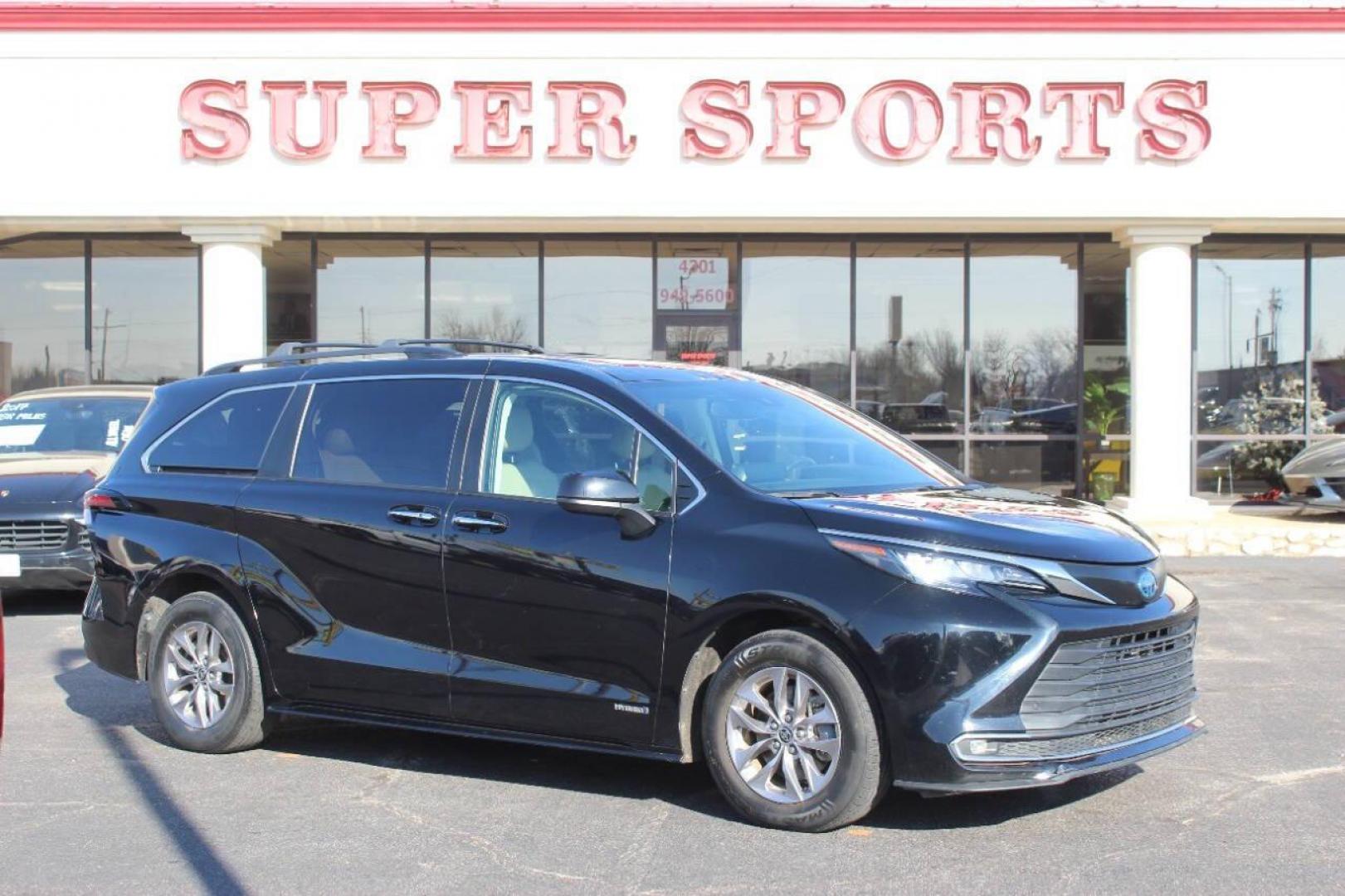 2021 Toyota Sienna XLE