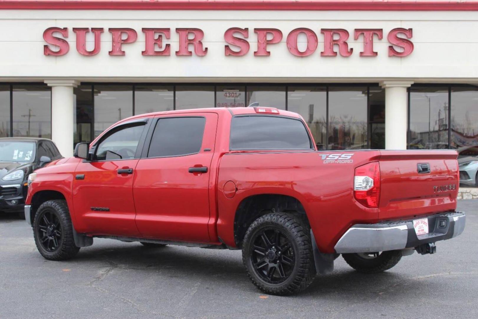 2020 Red Toyota Tundra SR5 5.7L V8 CrewMax 2WD (5TFEY5F17LX) with an 5.7L V8 DOHC 32V engine, 6A transmission, located at 4301 NW 39th , Oklahoma City, OK, 73112, (405) 949-5600, 35.512135, -97.598671 - NO DRIVERS LICENCE NO-FULL COVERAGE INSURANCE-NO CREDIT CHECK. COME ON OVER TO SUPERSPORTS AND TAKE A LOOK AND TEST DRIVE. PLEASE GIVE US A CALL AT (405) 949-5600. NO LICENSIA DE MANEJAR- NO SEGURO DE COBERTURA TOTAL- NO VERIFICACCION DE CREDITO. POR FAVOR VENGAN A SUPERSPORTS, ECHE - Photo#4