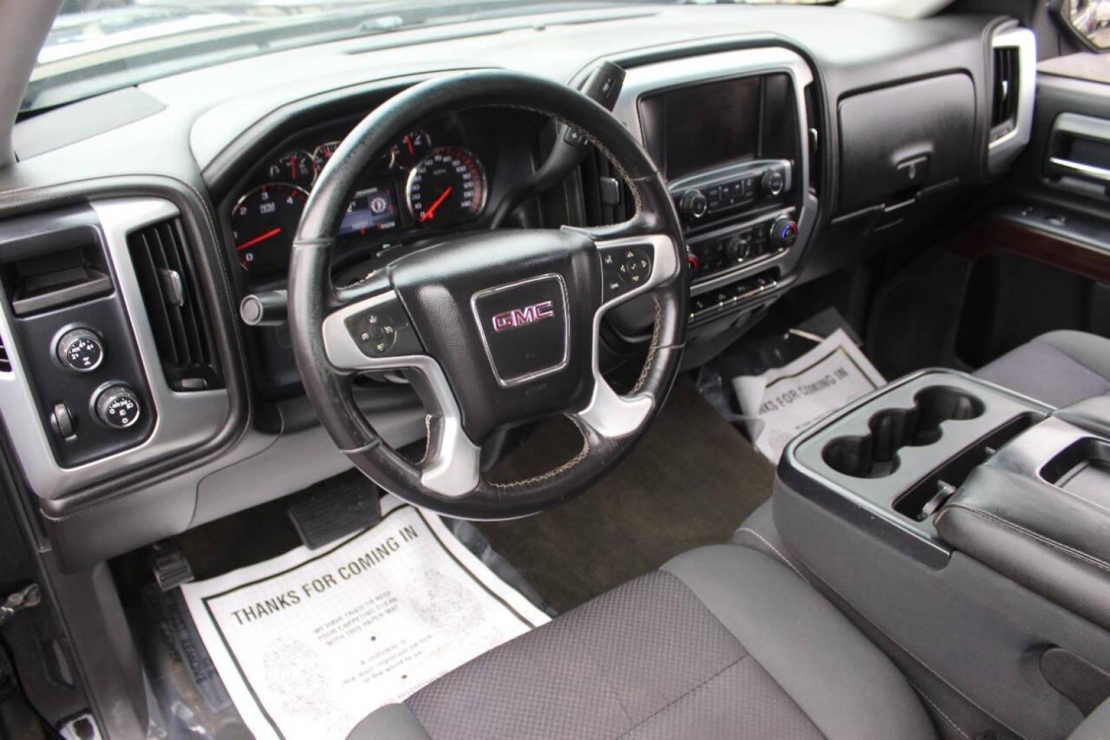 2016 Black GMC Sierra 1500 SLE Crew Cab Long Box 4WD (3GTU2MEC1GG) with an 5.3L V8 OHV 16V engine, 6A transmission, located at 4301 NW 39th , Oklahoma City, OK, 73112, (405) 949-5600, 35.512135, -97.598671 - NO DRIVERS LICENCE NO-FULL COVERAGE INSURANCE-NO CREDIT CHECK. COME ON OVER TO SUPERSPORTS AND TAKE A LOOK AND TEST DRIVE. PLEASE GIVE US A CALL AT (405) 949-5600. NO LICENSIA DE MANEJAR- NO SEGURO DE COBERTURA TOTAL- NO VERIFICACCION DE CREDITO. POR FAVOR VENGAN A SUPERSPORTS, ECHE U - Photo#15