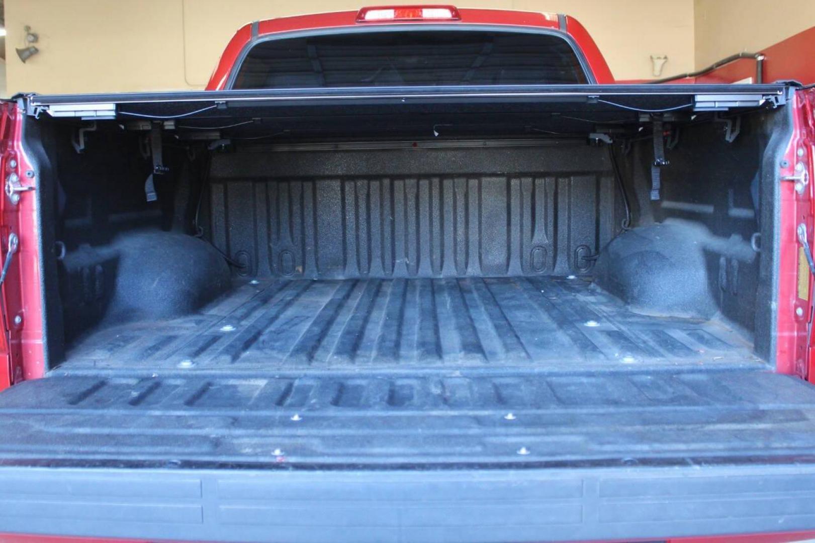 2017 Red Toyota Tundra Platinum CrewMax 5.7L FFV 4WD (5TFAW5F19HX) with an 5.7L V8 DOHC 32V engine, 6A transmission, located at 4301 NW 39th , Oklahoma City, OK, 73112, (405) 949-5600, 35.512135, -97.598671 - NO DRIVERS LICENCE NO-FULL COVERAGE INSURANCE-NO CREDIT CHECK. COME ON OVER TO SUPERSPORTS AND TAKE A LOOK AND TEST DRIVE. PLEASE GIVE US A CALL AT (405) 949-5600. NO LICENSIA DE MANEJAR- NO SEGURO DE COBERTURA TOTAL- NO VERIFICACCION DE CREDITO. POR FAVOR VENGAN A SUPERSPORTS, ECHE UN - Photo#12