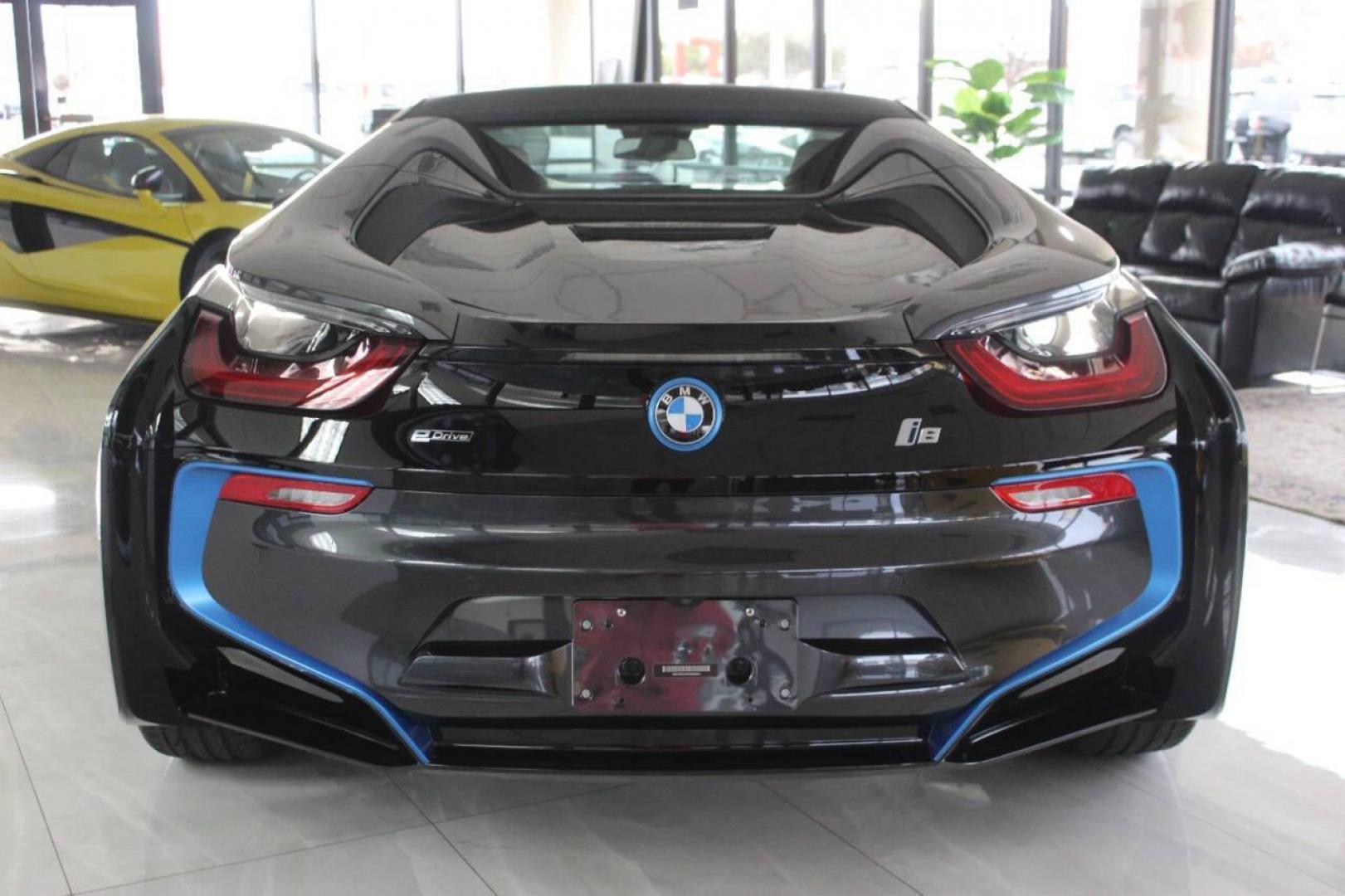 2019 Black BMW i8 Convertible (WBY2Z6C53KV) with an 1.5L L3 HYBRID engine, 6A transmission, located at 4301 NW 39th , Oklahoma City, OK, 73112, (405) 949-5600, 35.512135, -97.598671 - 1 OF 200 MADE. this vehicle was purchased from insurance company due to theft recovery. it was stolen. looks and drives brand new its a must see. full service been done and new tires and fresh oil, NEW BATTERY. call for more info (405) 949-5600 THIS VEHICLE IS $149,900 , THIS VEHICLE CAN BE P - Photo#6