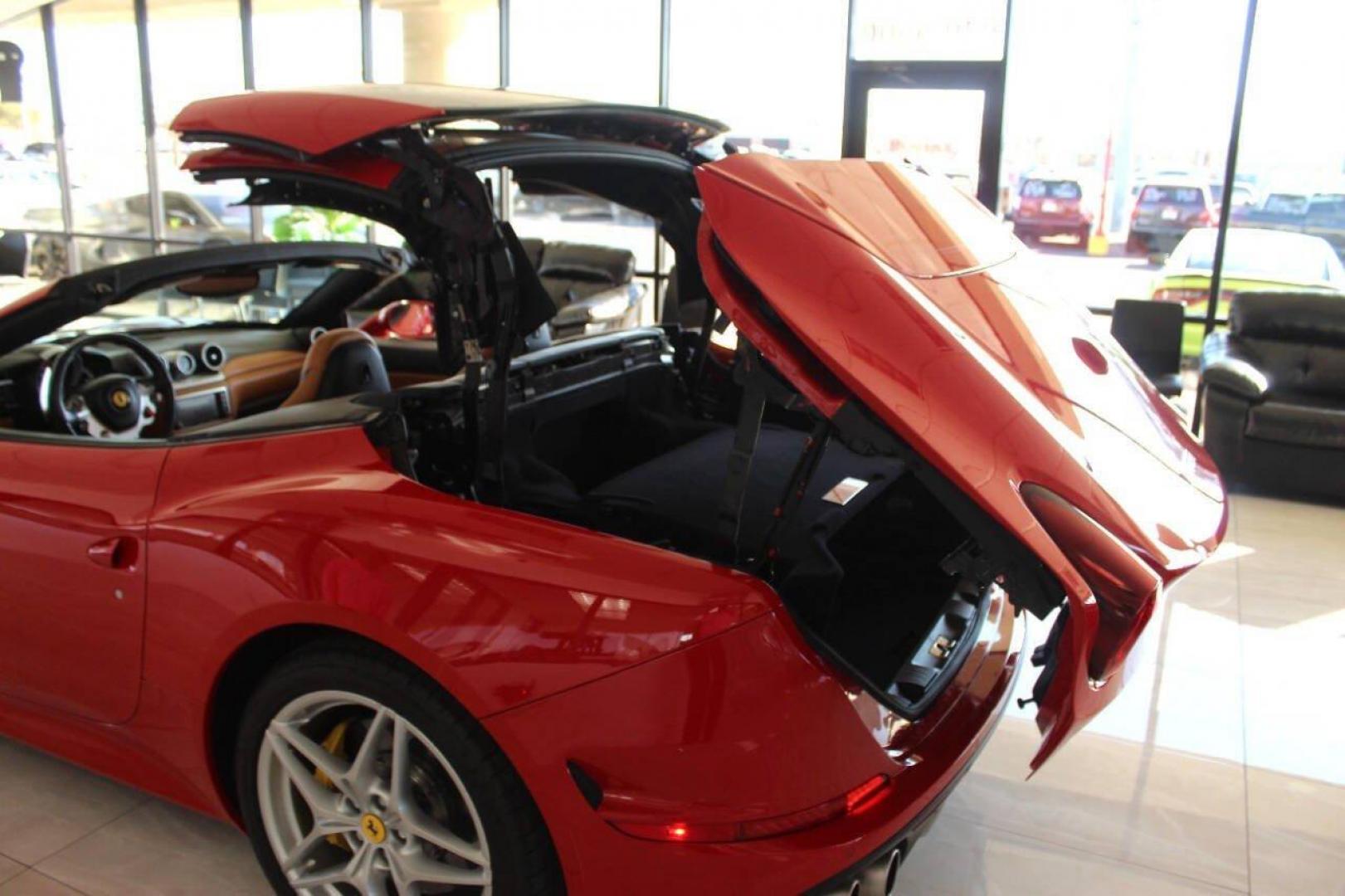 2016 Red Ferrari California Convertible T (ZFF77XJA9G0) with an 3.9L V8 DOHC 32V engine, 7A transmission, located at 4301 NW 39th , Oklahoma City, OK, 73112, (405) 949-5600, 35.512135, -97.598671 - PERSONAL VEHICLE. this vehicle was purchased from insurance company due to theft recovery. it was stolen. looks and drives brand new its a must see. full service been done and fresh oil, NEW BATTERY. call for more info (405) 949-5600 THIS VEHICLE IS $104,900 , THIS VEHICLE CAN BE PAID FOR WIT - Photo#11