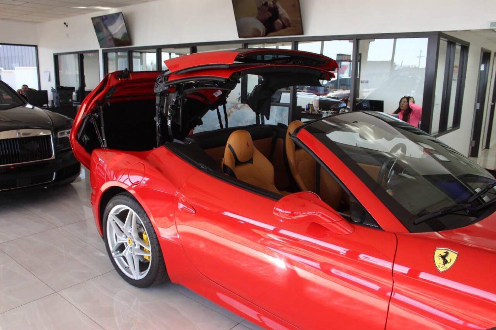 2016 Red Ferrari California Convertible T (ZFF77XJA9G0) with an 3.9L V8 DOHC 32V engine, 7A transmission, located at 4301 NW 39th , Oklahoma City, OK, 73112, (405) 949-5600, 35.512135, -97.598671 - PERSONAL VEHICLE. this vehicle was purchased from insurance company due to theft recovery. it was stolen. looks and drives brand new its a must see. full service been done and fresh oil, NEW BATTERY. call for more info (405) 949-5600 THIS VEHICLE IS $104,900 , THIS VEHICLE CAN BE PAID FOR WIT - Photo#8