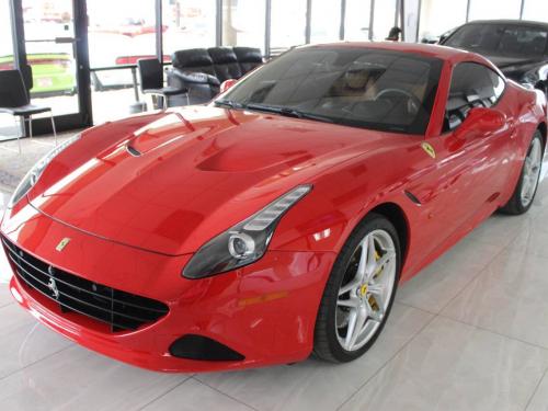 2016 Ferrari California T Base 2dr Convertible