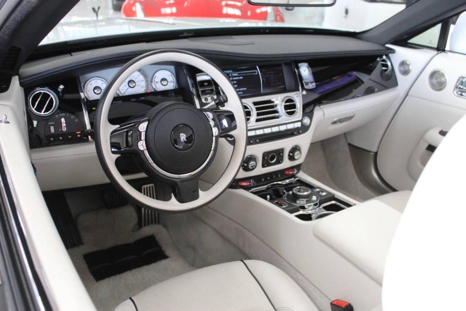 2021 White Rolls-Royce Dawn with an 6.6L V12 Twin Turbocharger 6.6L V12 engine, Automatic 8-Speed transmission, located at 4301 NW 39th , Oklahoma City, OK, 73112, (405) 949-5600, 35.512135, -97.598671 - NO DRIVERS LICENCE NO-FULL COVERAGE INSURANCE-NO CREDIT CHECK. COME ON OVER TO SUPERSPORTS AND TAKE A LOOK AND TEST DRIVE. PLEASE GIVE US A CALL AT (405) 949-5600. NO LICENSIA DE MANEJAR- NO SEGURO DE COBERTURA TOTAL- NO VERIFICACCION DE CREDITO. POR FAVOR VENGAN A SUPERSPORTS, ECHE UN - Photo#13