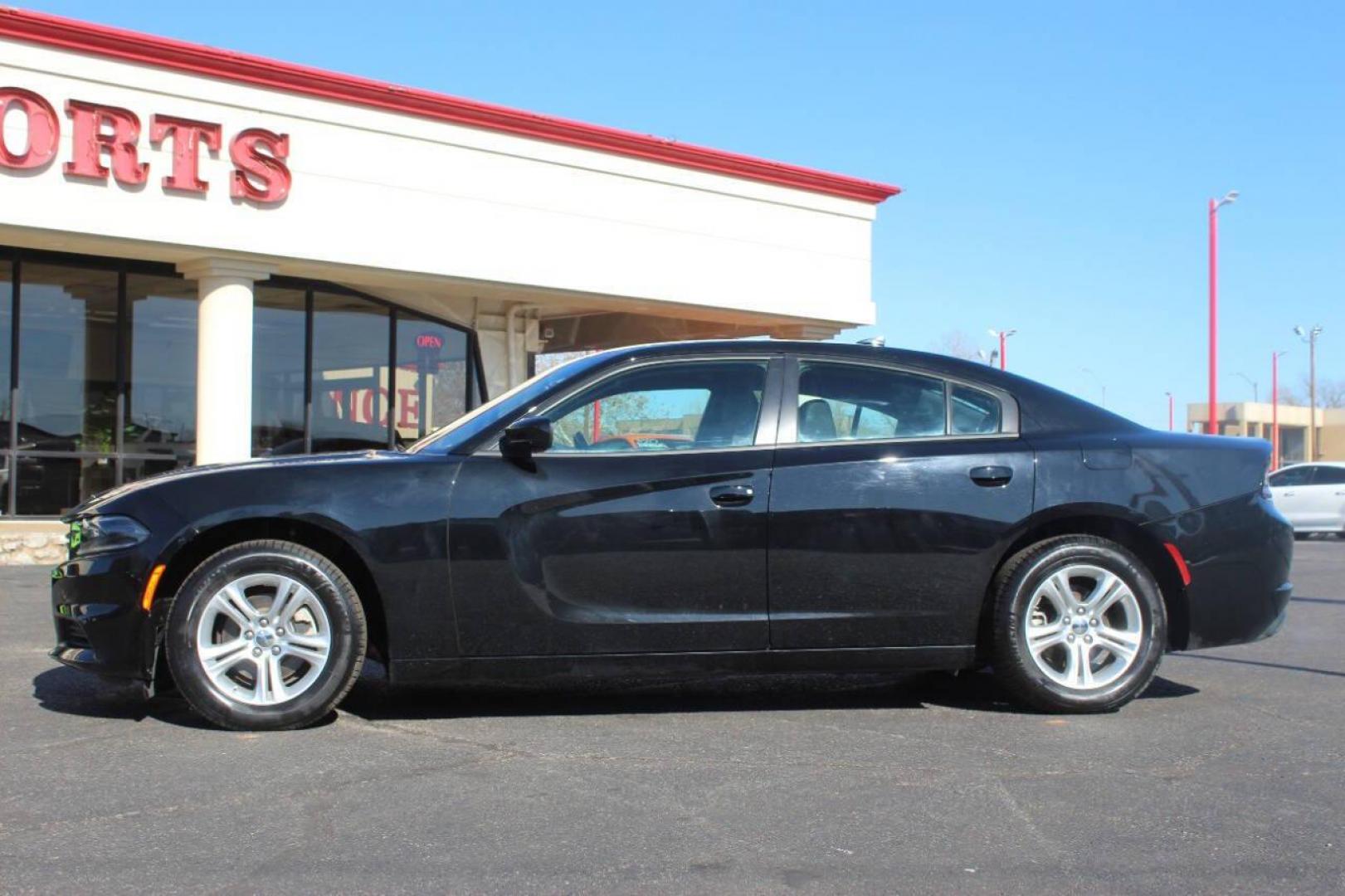 2023 Black Dodge Charger SXT (2C3CDXBG5PH) with an 3.6L V6 DOHC 24V engine, 8A transmission, located at 4301 NW 39th , Oklahoma City, OK, 73112, (405) 949-5600, 35.512135, -97.598671 - NO DRIVERS LICENCE NO-FULL COVERAGE INSURANCE-NO CREDIT CHECK. COME ON OVER TO SUPERSPORTS AND TAKE A LOOK AND TEST DRIVE. PLEASE GIVE US A CALL AT (405) 949-5600. NO LICENSIA DE MANEJAR- NO SEGURO DE COBERTURA TOTAL- NO VERIFICACCION DE CREDITO. POR FAVOR VENGAN A SUPERSPORTS, ECHE UN - Photo#5