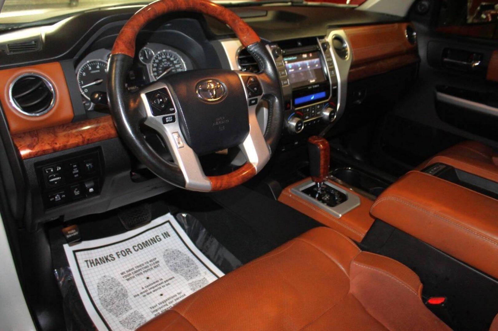 2015 White Toyota Tundra Platinum CrewMax 5.7L FFV 4WD (5TFAW5F18FX) with an 5.7L V8 DOHC 32V engine, 6-Speed Automatic transmission, located at 4301 NW 39th , Oklahoma City, OK, 73112, (405) 949-5600, 35.512135, -97.598671 - NO DRIVERS LICENCE NO-FULL COVERAGE INSURANCE-NO CREDIT CHECK. COME ON OVER TO SUPERSPORTS AND TAKE A LOOK AND TEST DRIVE. PLEASE GIVE US A CALL AT (405) 949-5600. NO LICENSIA DE MANEJAR- NO SEGURO DE COBERTURA TOTAL- NO VERIFICACCION DE CREDITO. POR FAVOR VENGAN A SUPERSPORTS, ECHE UN - Photo#20