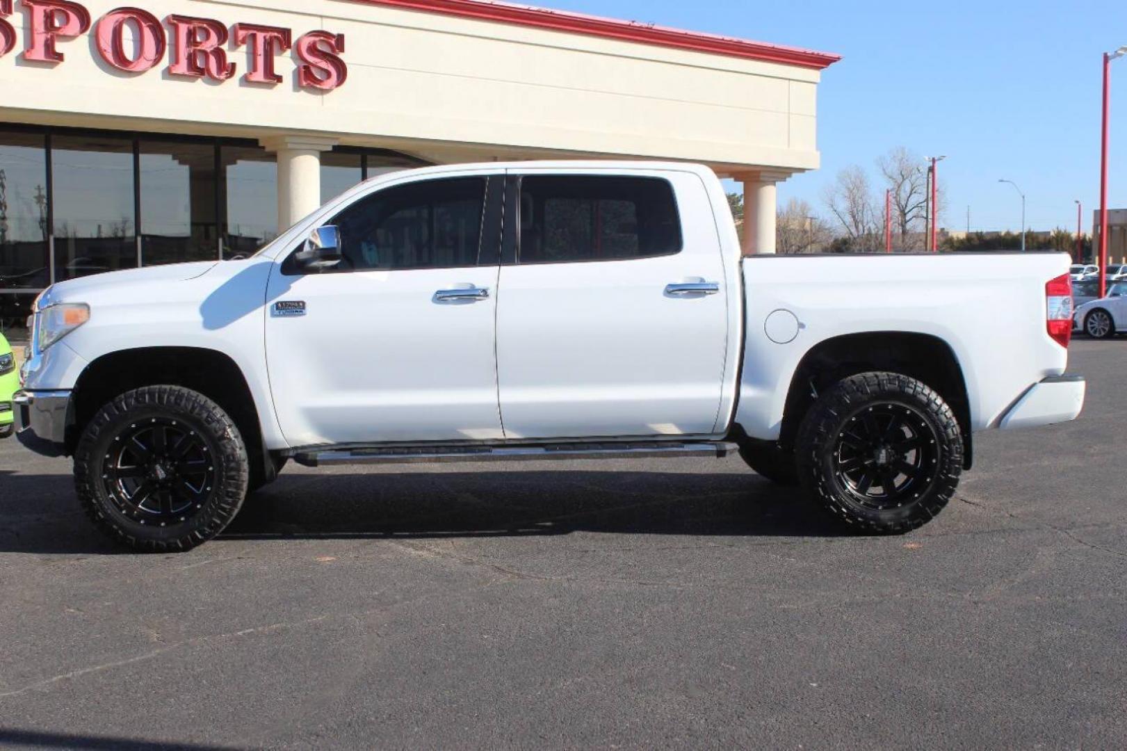 2015 White Toyota Tundra Platinum CrewMax 5.7L FFV 4WD (5TFAW5F18FX) with an 5.7L V8 DOHC 32V engine, 6-Speed Automatic transmission, located at 4301 NW 39th , Oklahoma City, OK, 73112, (405) 949-5600, 35.512135, -97.598671 - NO DRIVERS LICENCE NO-FULL COVERAGE INSURANCE-NO CREDIT CHECK. COME ON OVER TO SUPERSPORTS AND TAKE A LOOK AND TEST DRIVE. PLEASE GIVE US A CALL AT (405) 949-5600. NO LICENSIA DE MANEJAR- NO SEGURO DE COBERTURA TOTAL- NO VERIFICACCION DE CREDITO. POR FAVOR VENGAN A SUPERSPORTS, ECHE UN - Photo#5