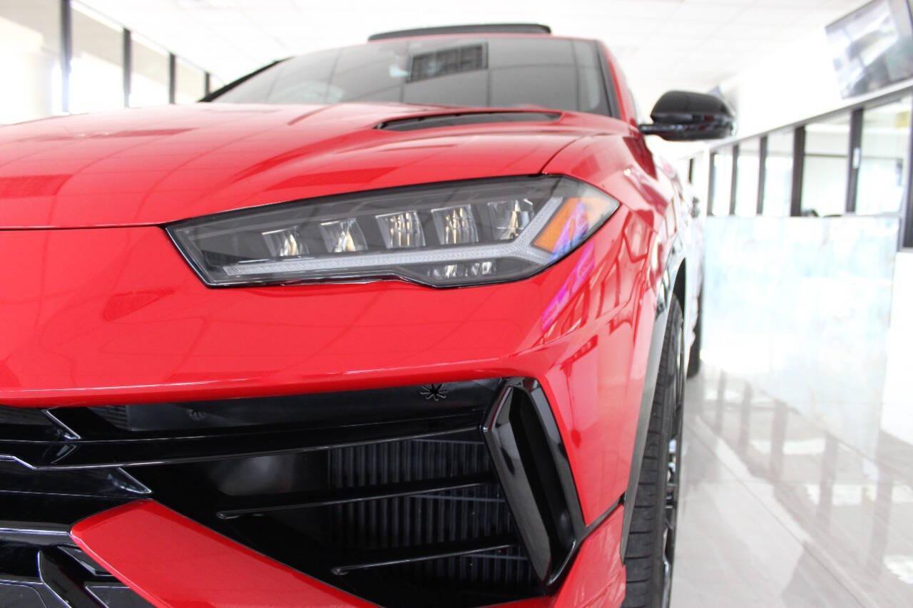 2023 Lamborghini Urus S - Photo 31