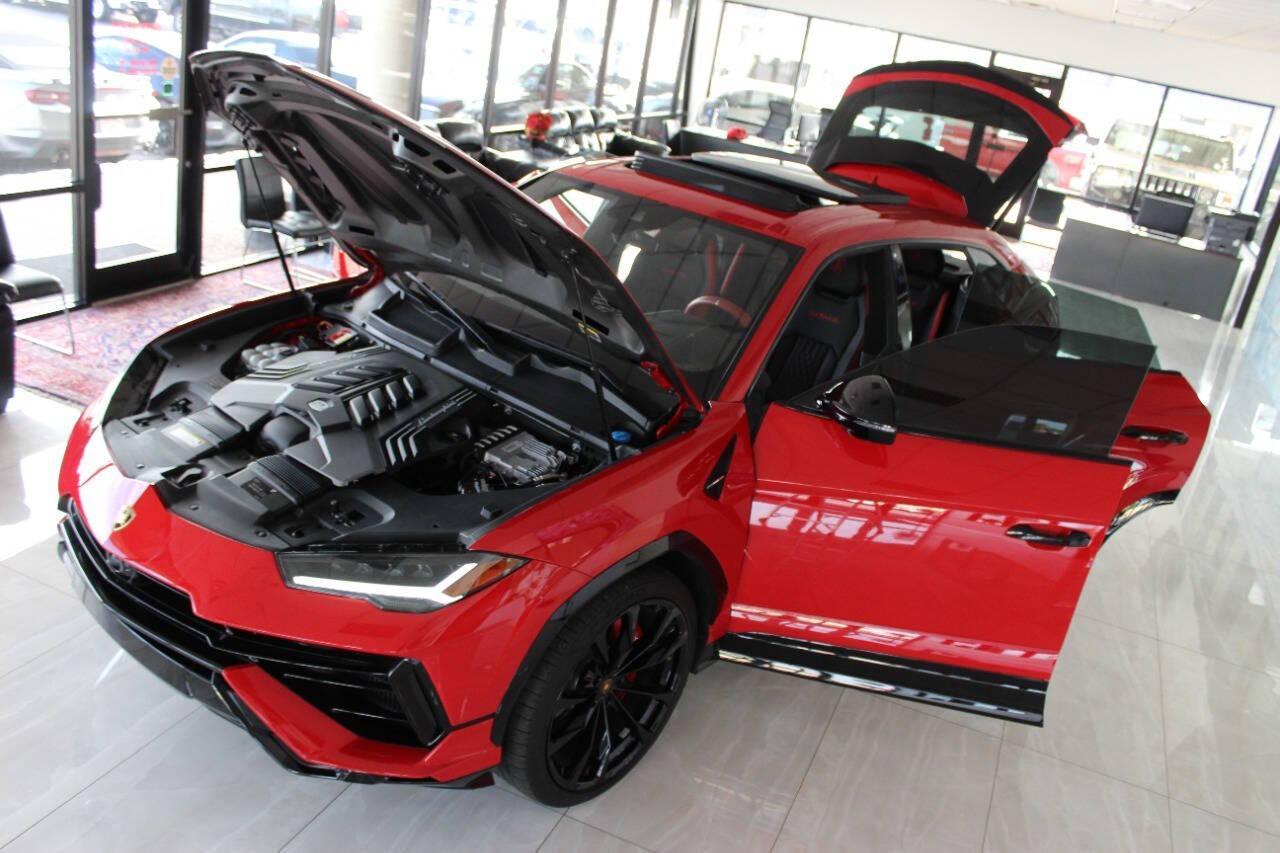 2023 Lamborghini Urus S - Photo 35