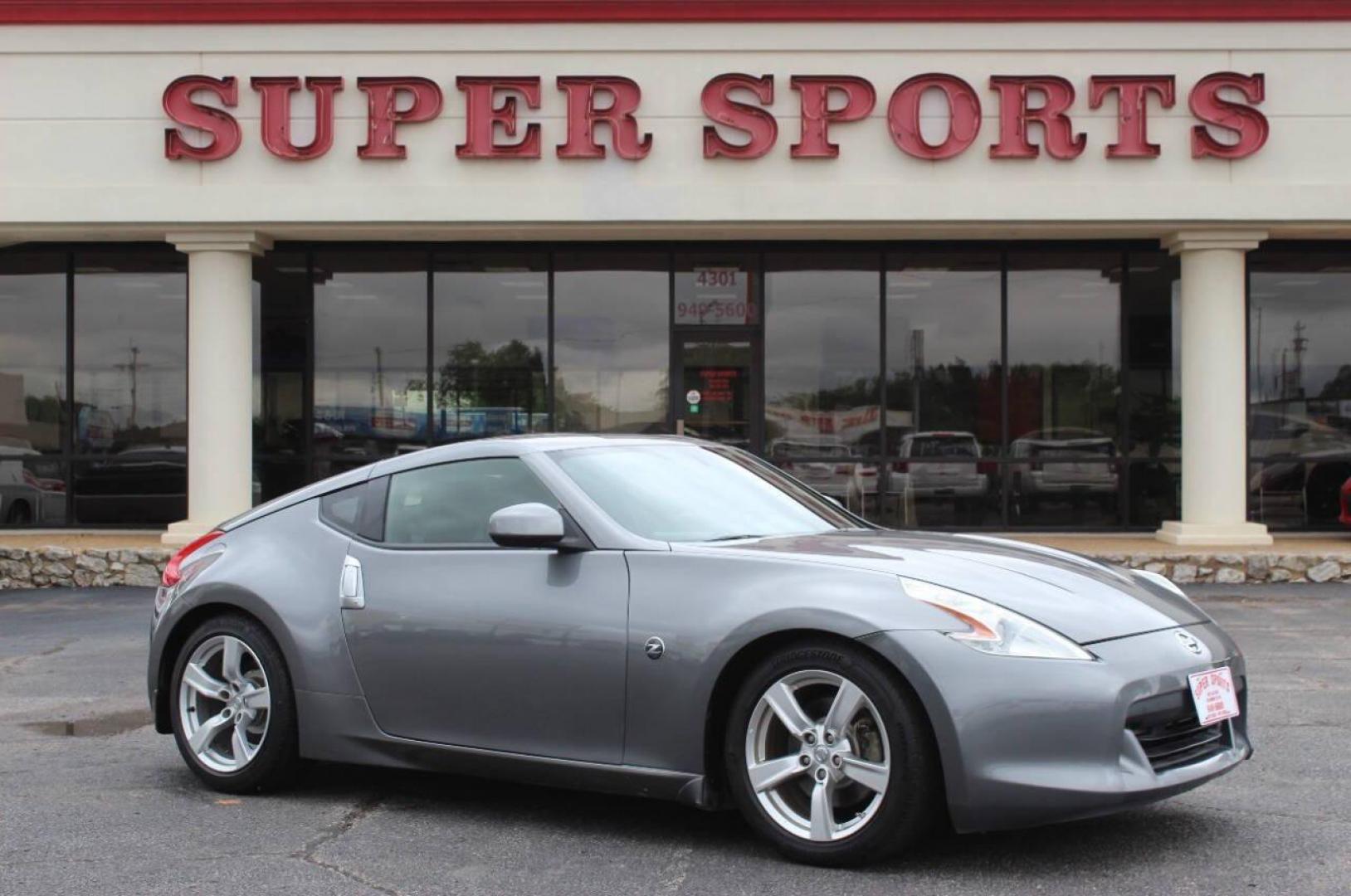 2011 Nissan 370Z Base