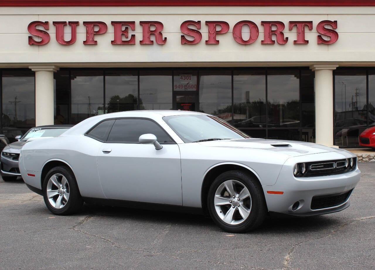 2021 Dodge Challenger SXT