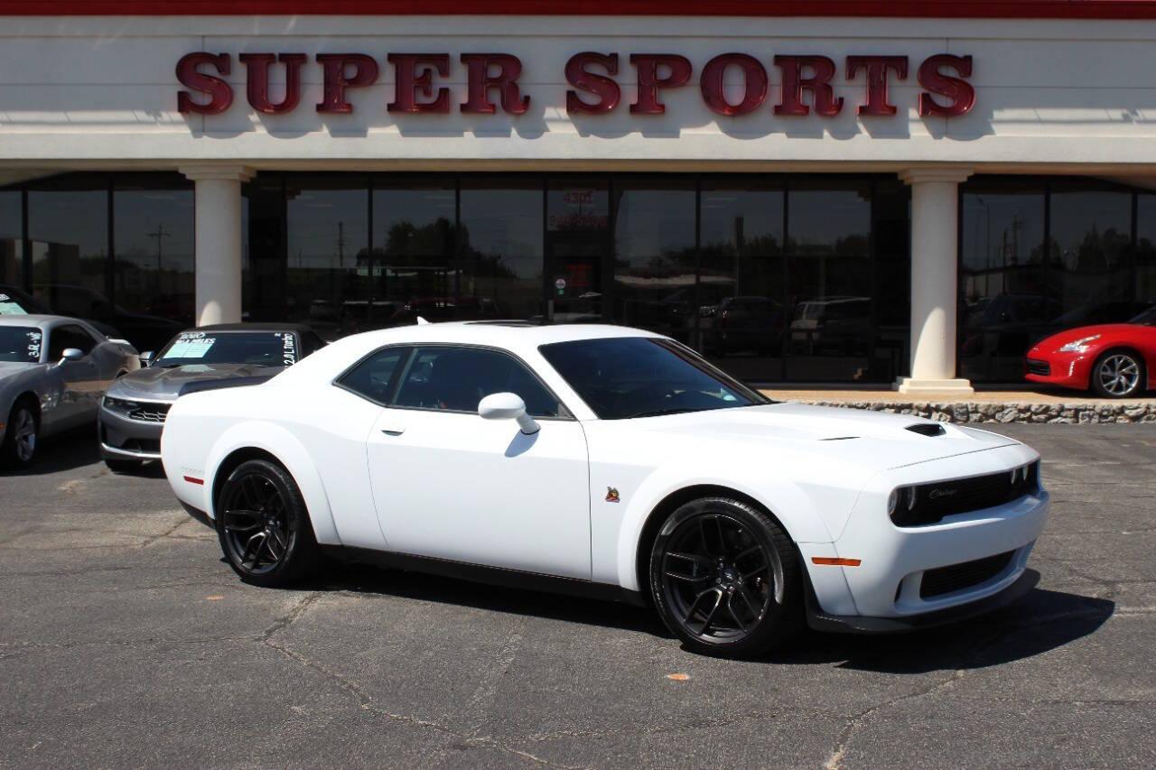 2023 Dodge Challenger R/T's photo