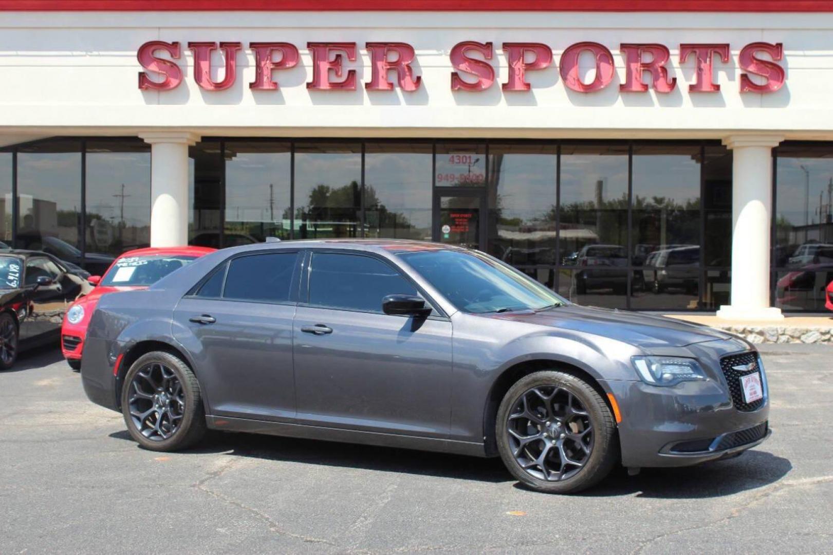 2019 Chrysler 300