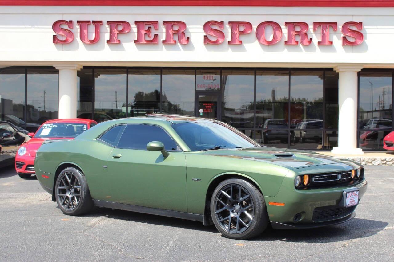 2018 Dodge Challenger R/T's photo
