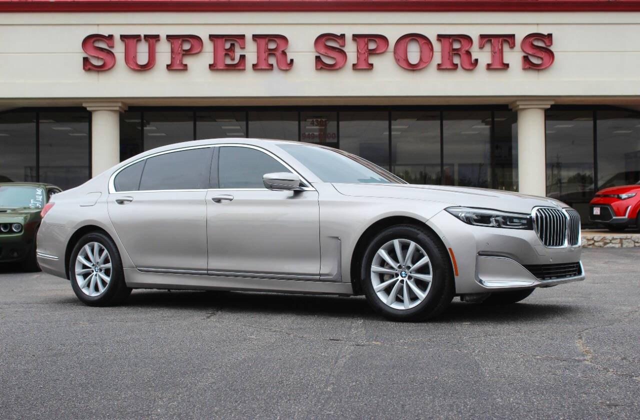 2022 BMW 7 Series 740i xDrive's photo
